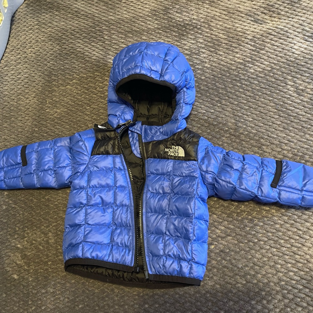 Infant Northface puffer jacket
